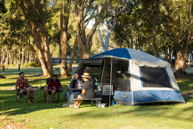 Hightower Mansion 10 Person Tent